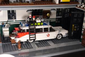 Ghostbusters (Rentrer Ecto-1 12)
